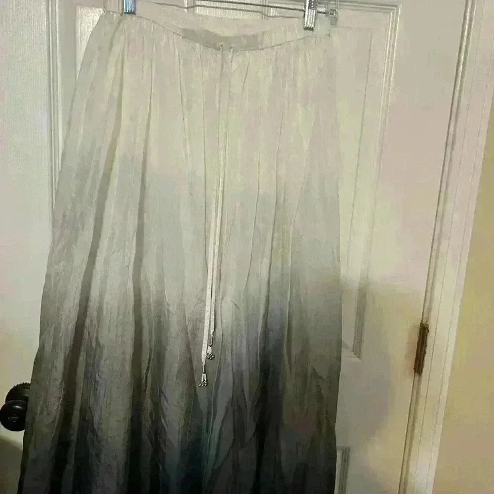 White House black market ombré pleated 100% silk long skirt XS